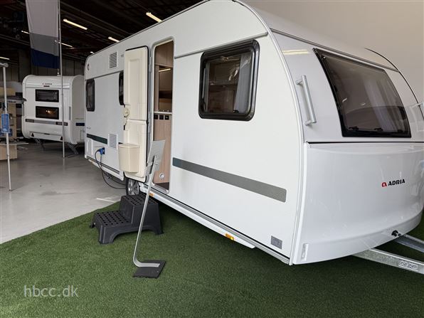 Adria Aviva 522 PT 3 køjer
